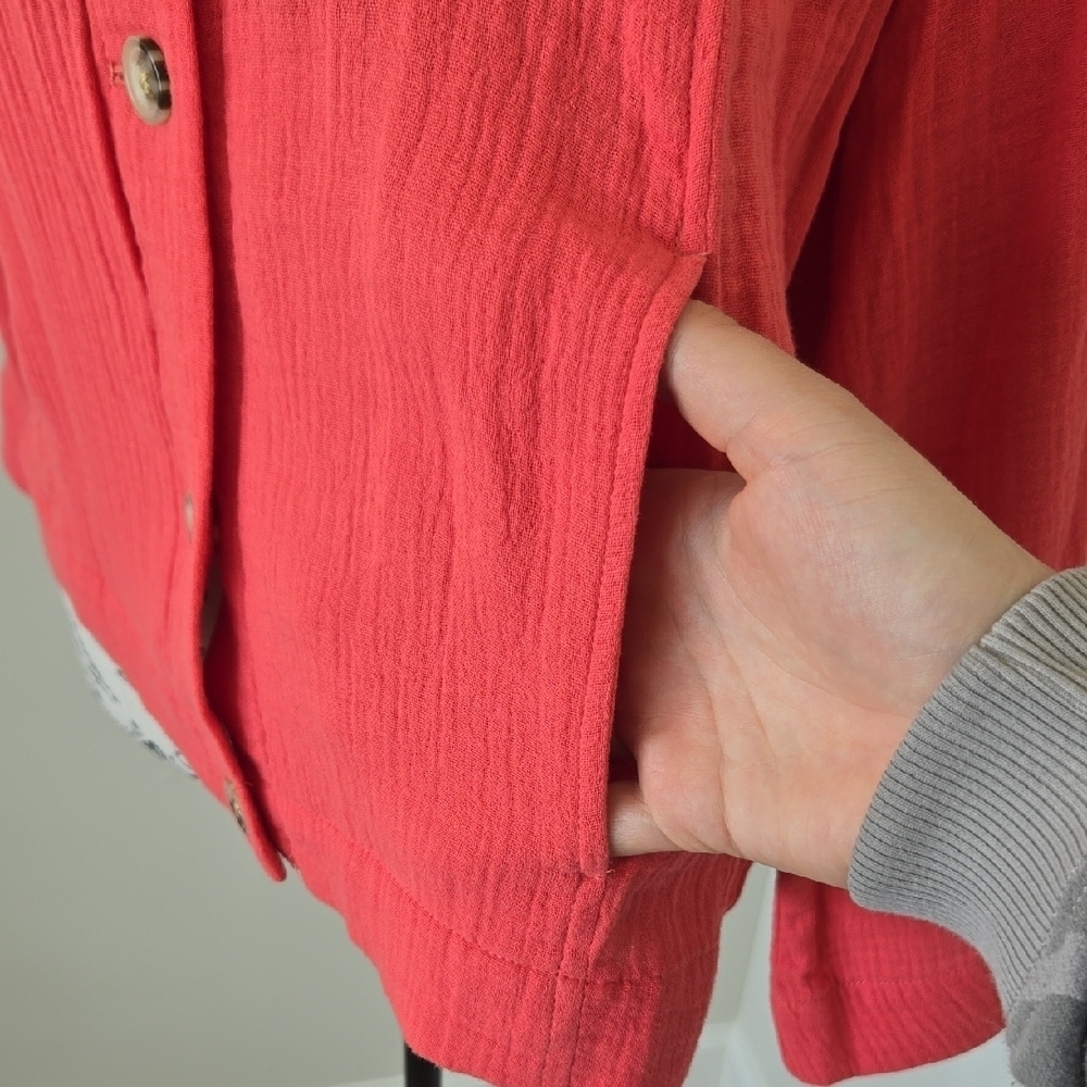 Isaac Mizrahi Coral Button-Down Shirt - Picture 5 of 6